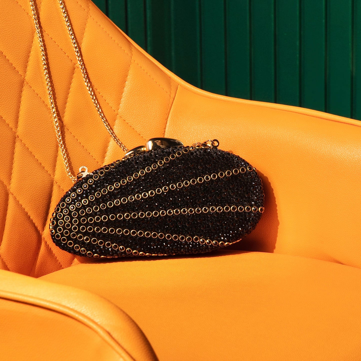 Velora Black