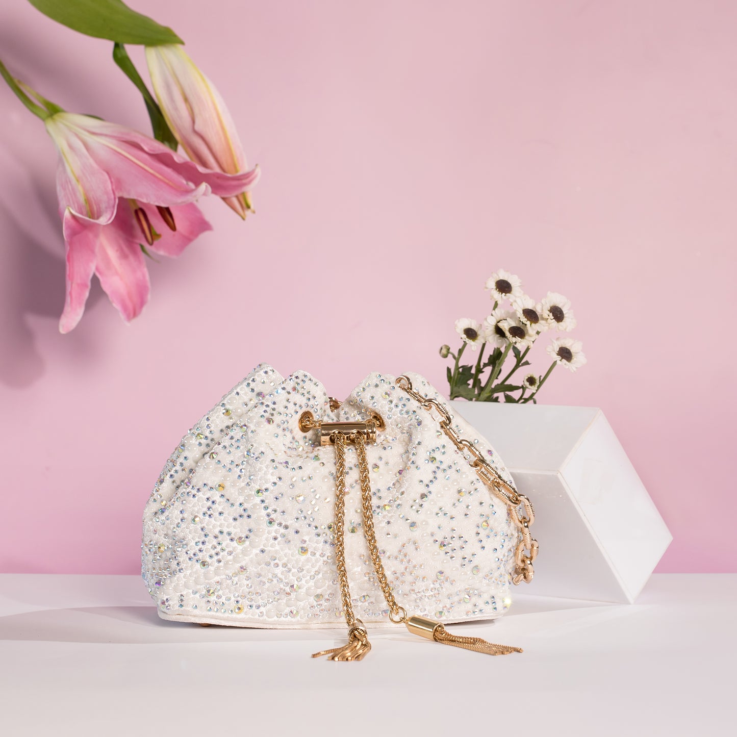 Aura Midi White